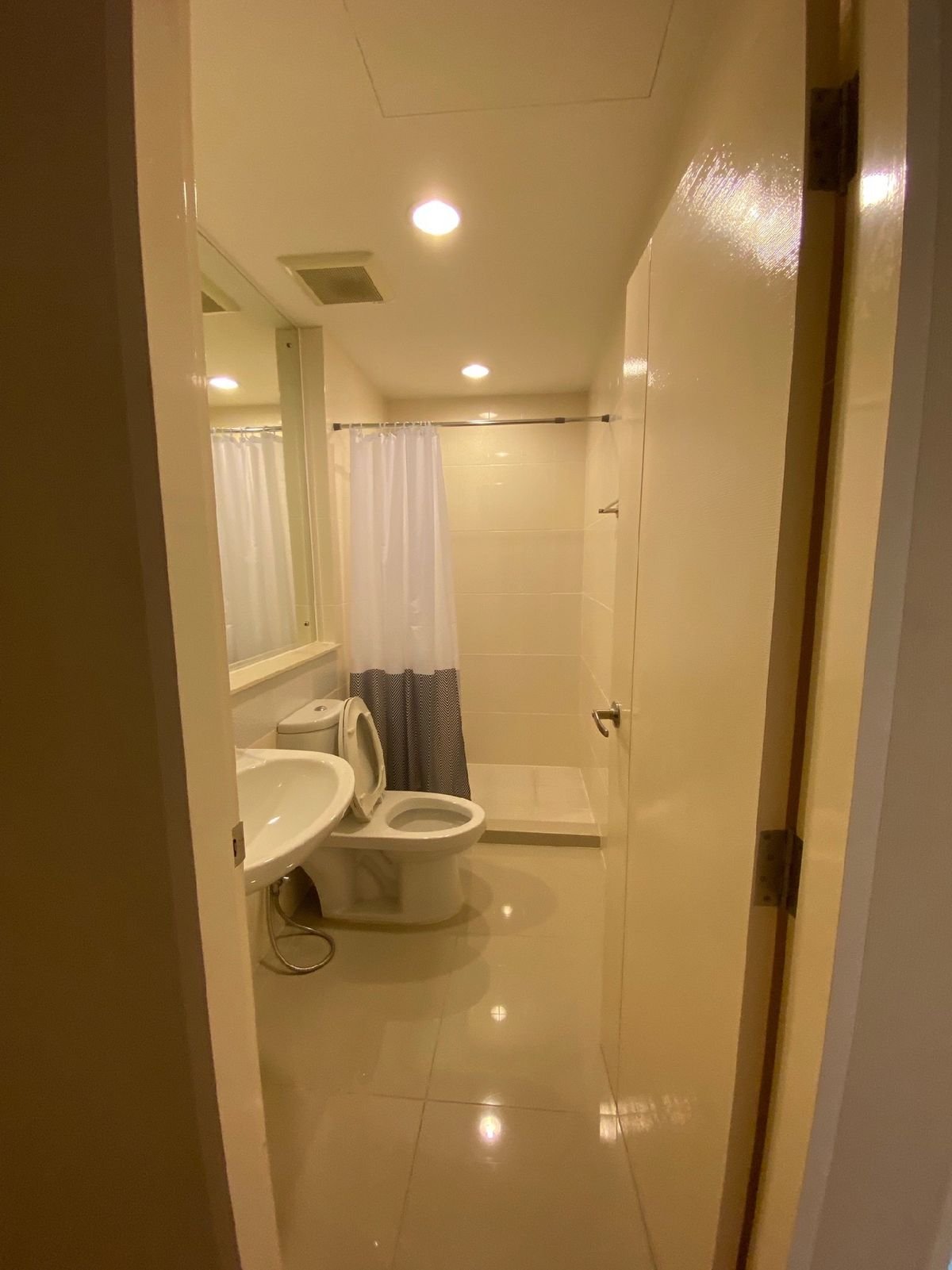 e3727b87d5358b609ee26bdeb5825fae